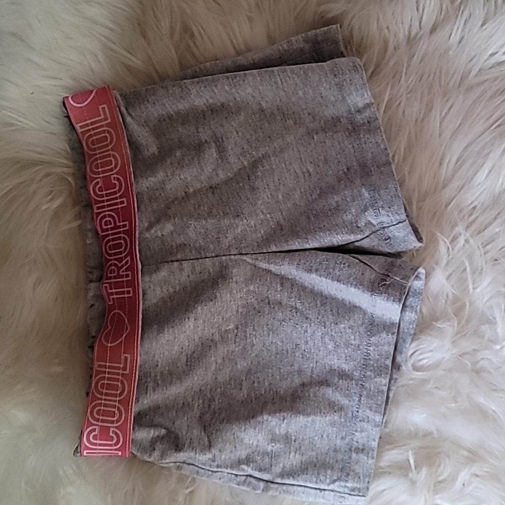 6 Pair girls shorts - Picture 7 of 8
